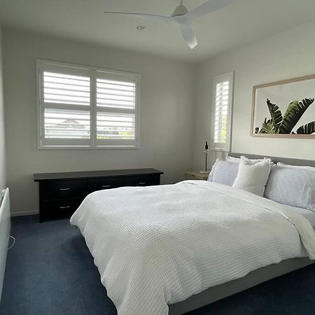The Blue Beach House Mangawhai Buitenkant foto