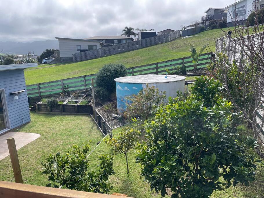 The Blue Beach House Mangawhai Buitenkant foto