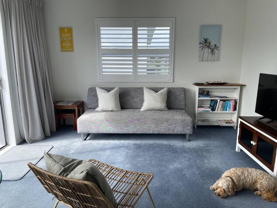 The Blue Beach House Mangawhai Buitenkant foto